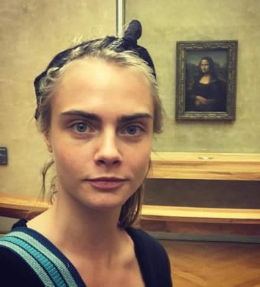 Cara Delevingne in a Mona Lisa selfie