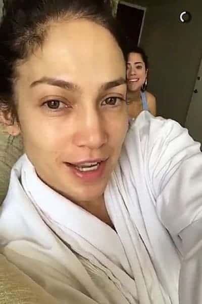 Jennifer Lopez hotel room selfie