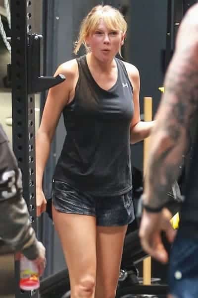 Taylor Swift got surprised at the gym