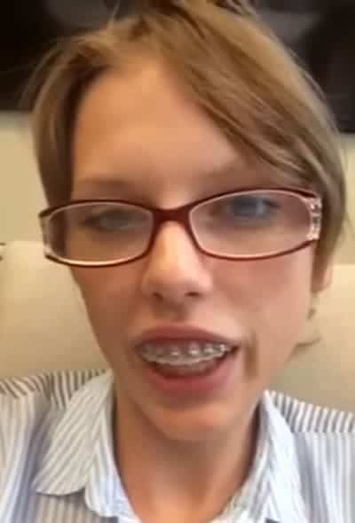 Taylor Swift is pretending to be a nerd in a prank