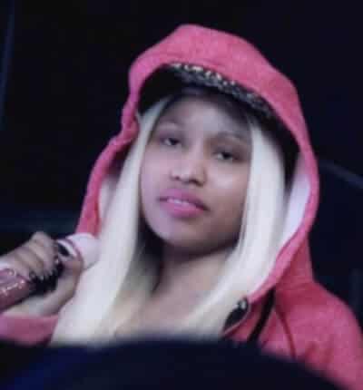 Nicki Minaj performing without makeup