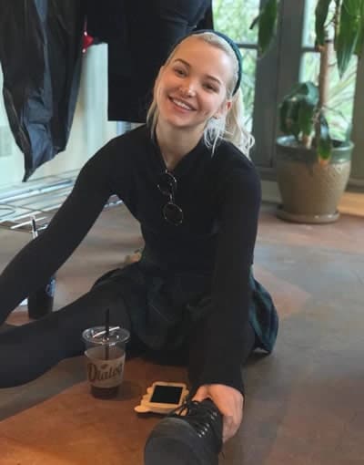 Dove Cameron dressing in all black