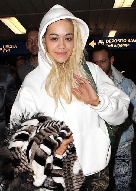 Rita Ora landing in Milan airport