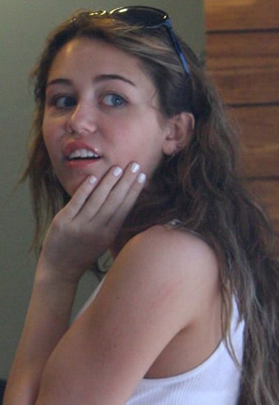 Miley Cyrus young and makeup free