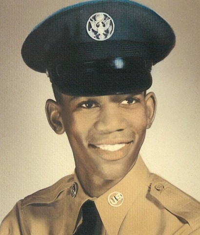 Morgan Freeman served in the air force