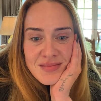Adele looking adorable without makeup